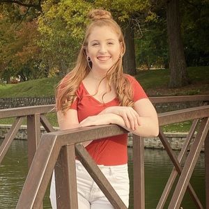 Meet your Posher, Nancy